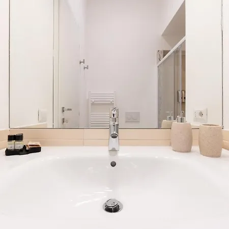 Spanish Steps Brianzo Walkable Ac Wifi Apartament