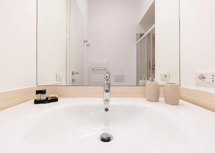 Spanish Steps Brianzo Walkable Ac Wifi Apartman